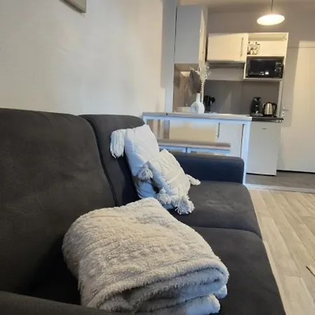 L'escapade-centre Ville-wifi-parking Apartmán *